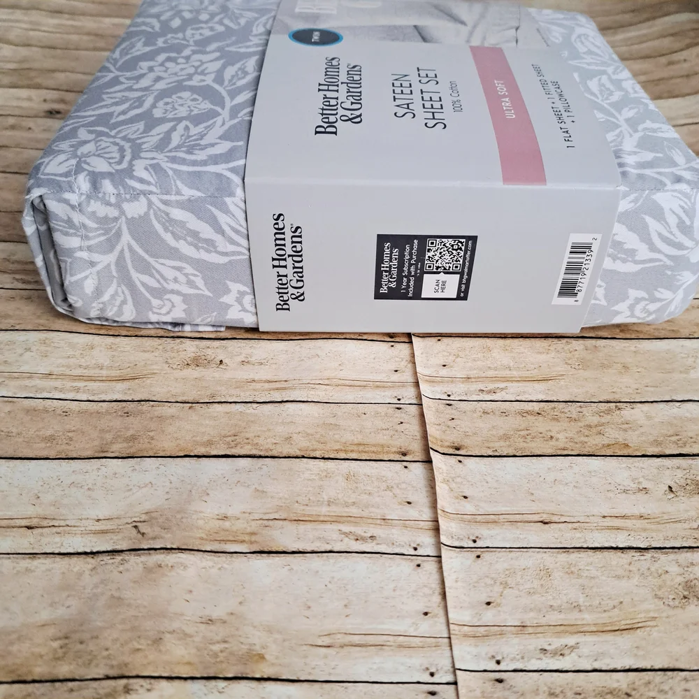 Better Homes & Gardens 300 TC Twin  Floral Sateen Sheet Set in Light Gray